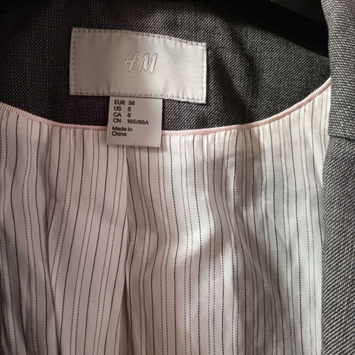 H&M gray jacket size S-M like new