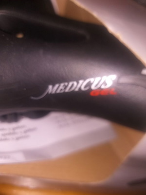Σέλα ποδηλάτου Wittkop Medicus καινούργια μαύρη με gel 260mm-210mm