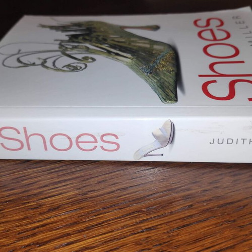 Shoes by Judith H. Miller collectible fashion book like new