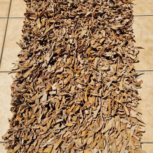 Leather rug like new
