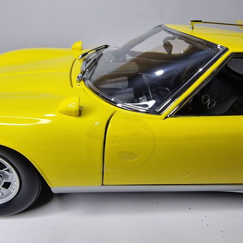 Kyosho Lamborghini Miura P400S Metal Model Scale 1:18 New