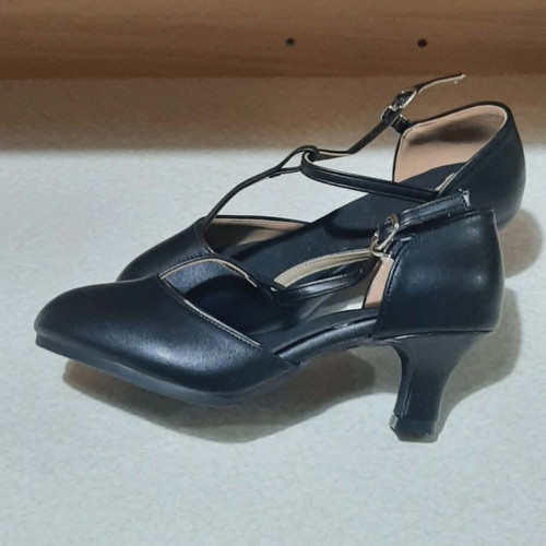 Professional dance shoes black size 35 new