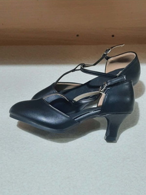 Professional dance shoes black size 35 new