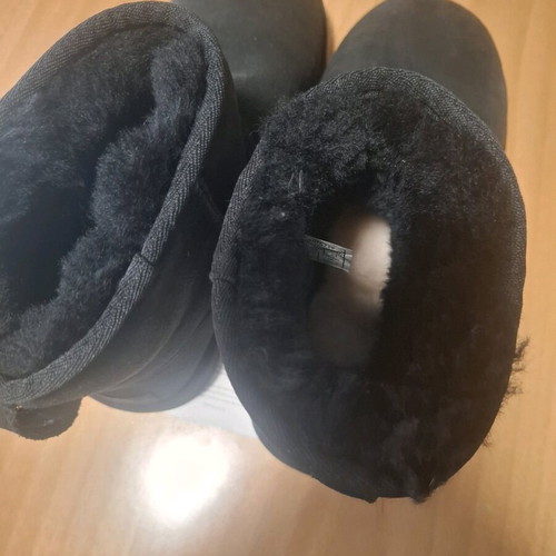 Ugg low boots size 38 used