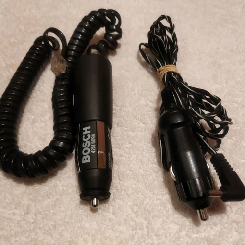 Adaptor for car BOSCH GC 1000 like new, pack of 2