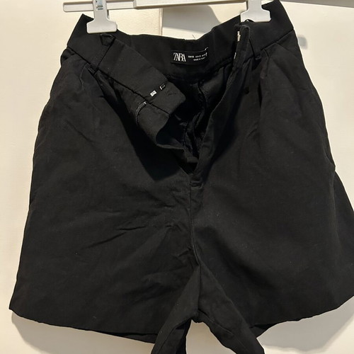Zara shorts like new, black, linen, size S