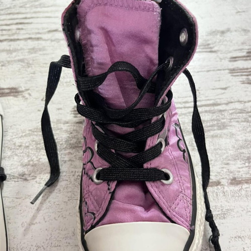 Converse Chuck Taylor pink boots like new, size 27