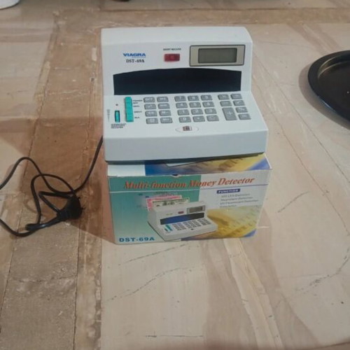 Counterfeit Money Detector new, functional