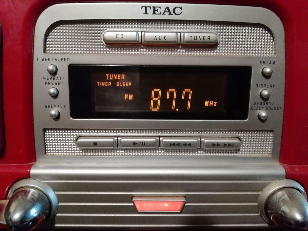 TEAC SL-D920 CD Player Radio Retro… - € 370,00 - Vendora.cy