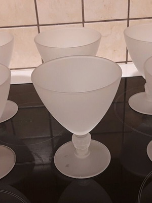 Sandblasted ice cream bowls set of 6 like new