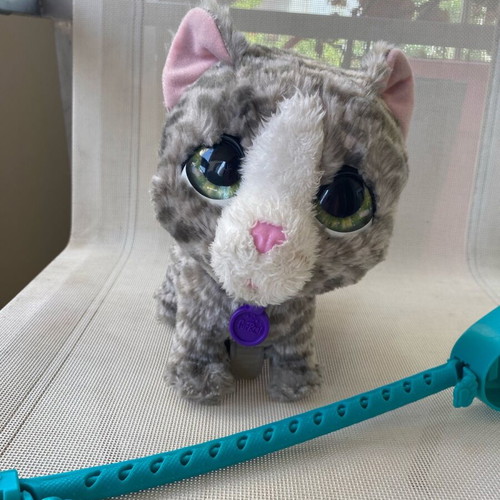 Hasbro Furreal Walkalots Big Wags Cat like new