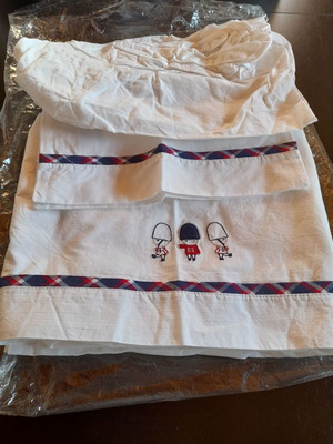 Baby sheets for bassinet new