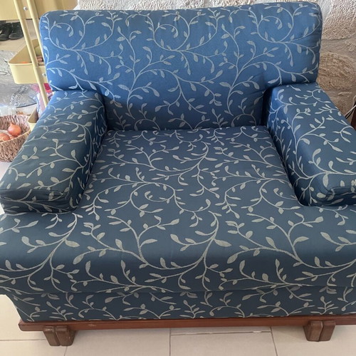 Living room set used with three-seater, two-seater and armchair