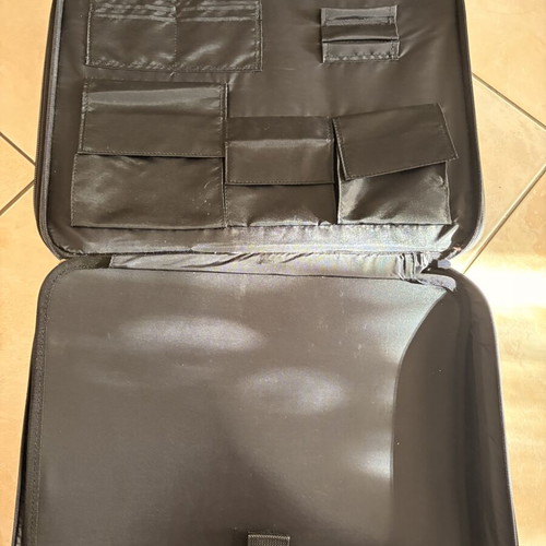 Small multipurpose suitcase like new with many compartments for cabin or office