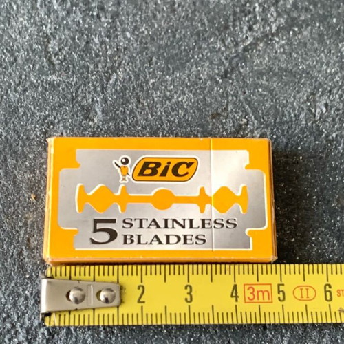Razor blade pack new
