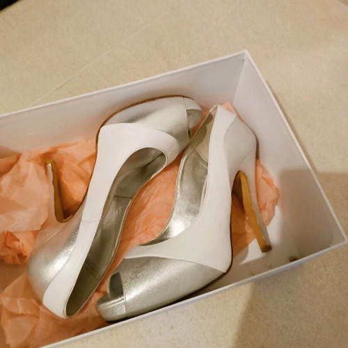 VKCONIS Handmade Bridal Shoes Size 37 Like New, White and Silver