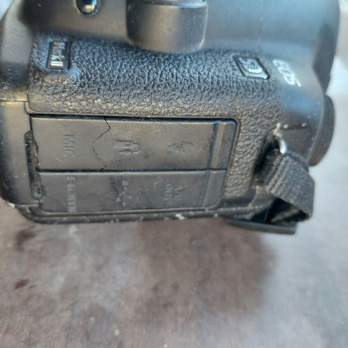 Canon EOS 5D Mark II camera like new