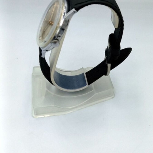 Technos mechanical wristwatch like new with leather strap