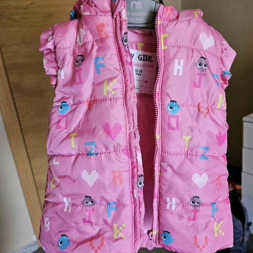 Sleeveless vest for 12-18 months like new