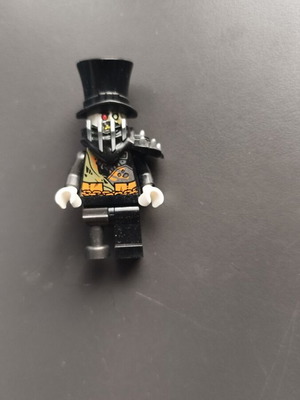 Lego Ninjago Iron Baron μινιφιγούρα μεταχειρισμένη, σε καλή κατάσταση