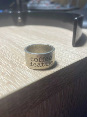 Coffee Dcattle Ring like new