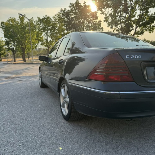 Mercedes C200 Kompressor 1800cc elegance sedan