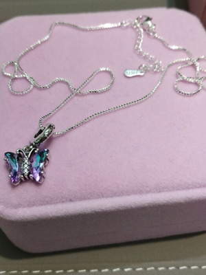 Silver chain with butterfly pendant new