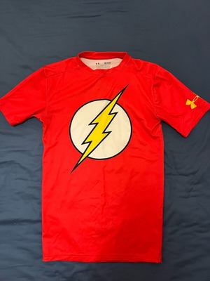 Under Armour x Flash collectible shirt like new, red, size M