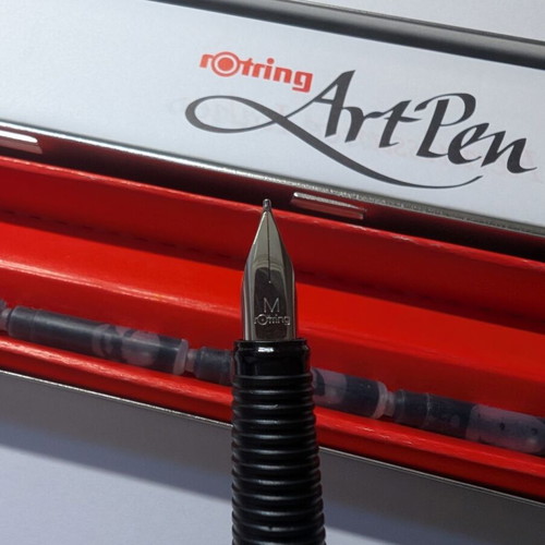 Artpen Rotring M fountain pen new in box
