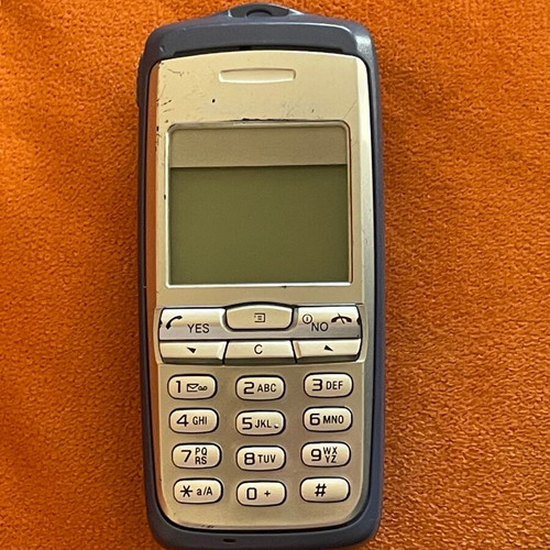 Sony Ericsson T600 used phone without charger