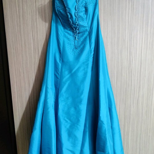 Strapless satin dress turquoise like new with embroidery and rhinestones