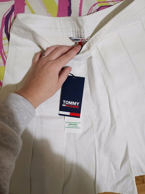 Φούστα μίνι Tommy Hilfiger καινούργιο, μέγεθος L/40/12