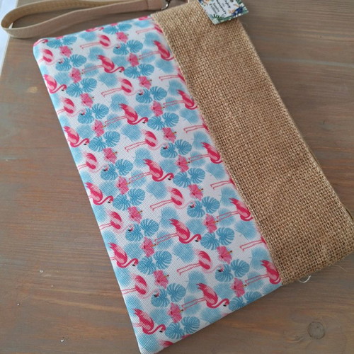 Toiletry bag new with zipper