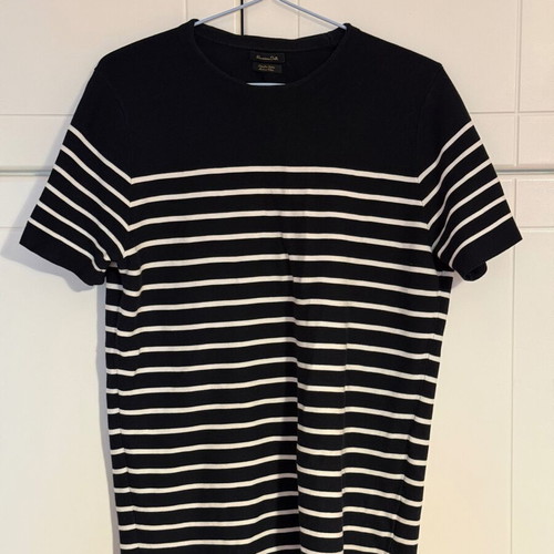 Massimo Dutti T-shirt used, size Medium (M)
