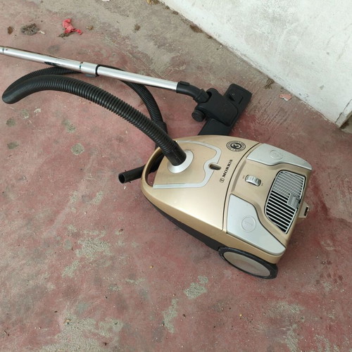 Morris SVC-9704 vacuum cleaner used, 600W, HEPA filter