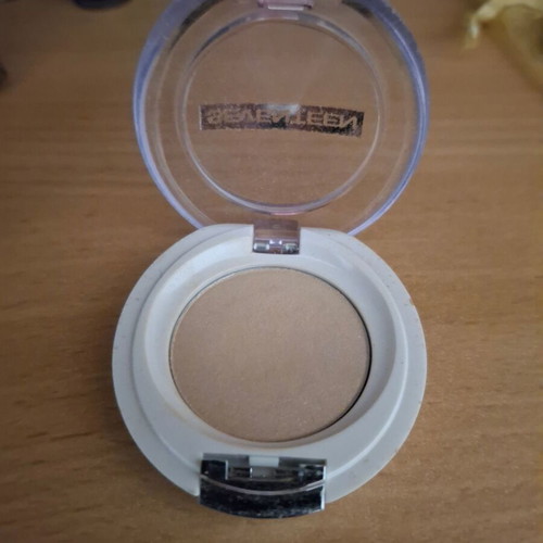 Seventeen 103 Silky Shadow Base eyeshadow new