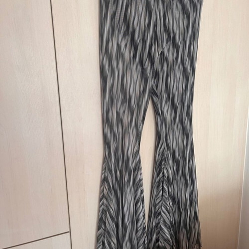 Project Soma Παντελόνι Καμπάνα Καινούργιο, medium, polyester μαύρο και γκρι