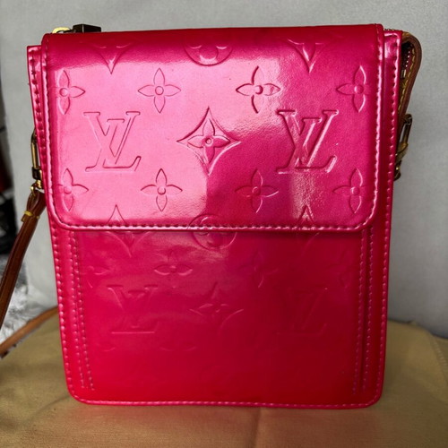 Louis Vuitton Mott Vernis shoulder bag like new, fuchsia