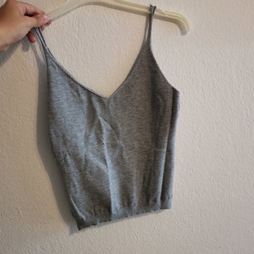 Knitted grey crop top used, small