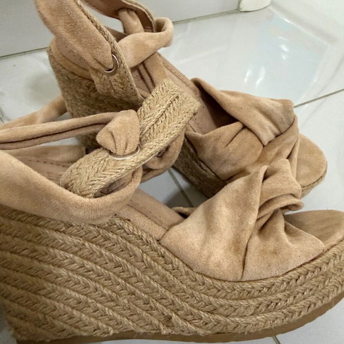 Beige platform sandals with ankle ties size 36 used