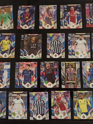 FIFA 365 2025-2026 Cards Set like new, 25 single plus 5 doubles