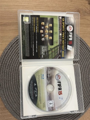 Fifa 15 PlayStation 3 used, fully functional