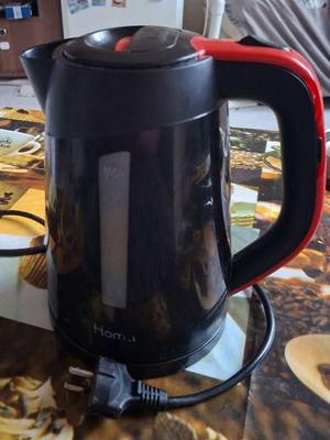 Electric kettle used, works perfectly