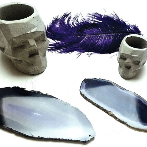 Handmade concrete skull decoration, gothic style