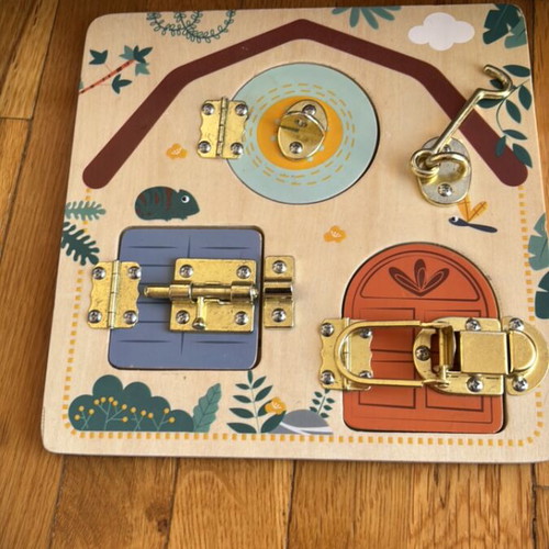 Small Foot Safari Board wooden baby skill toy like new