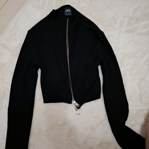 Zara black cropped jacket like new, size S