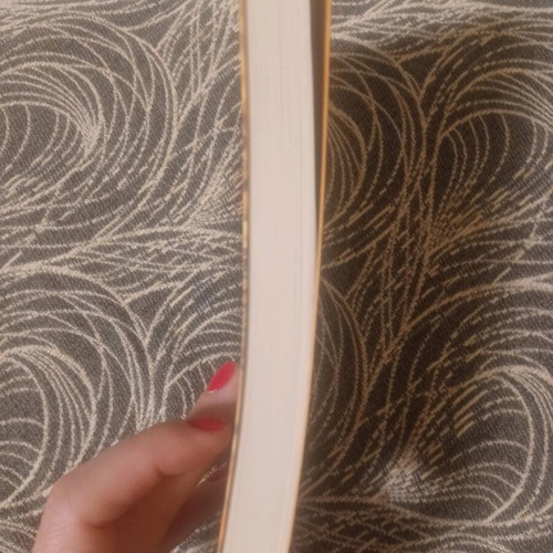 Ekeini pou eprepe na fygei book like new
