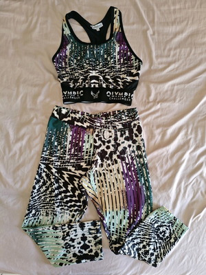 Gym set new, size S, slim fit leggings
