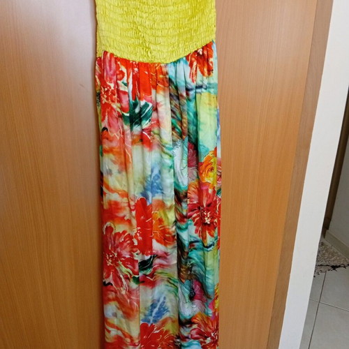Maxi satin dress yellow floral like new, size M-L