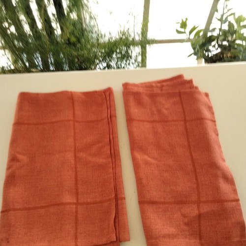 Set of 2 table runners terracotta with embossed texture, like new